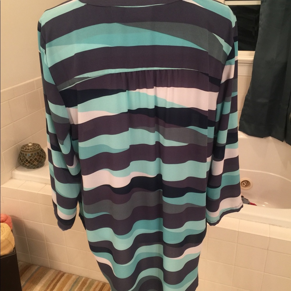 Sheer blouse - Picture 3 of 3